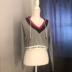 Tommy Hilfiger cropped hoodie